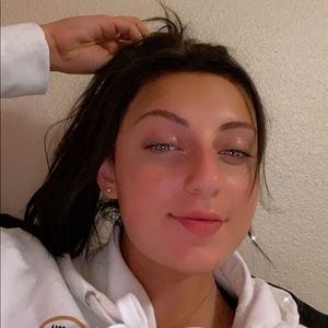 Meet your Posher, Kym